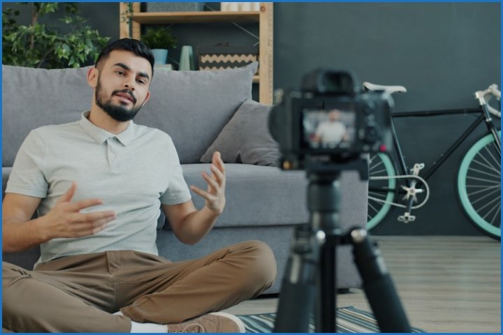 گام اول: شناسایی دقیق نوع متغیرها (مستقل و وابسته)