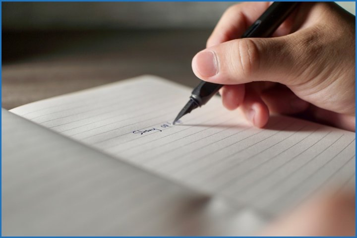 ۲. ساختار گامبهگام یک کاور لتر استاندارد