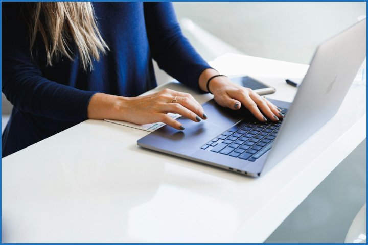 مقایسه LaTeX و Microsoft Word در یک نگاه